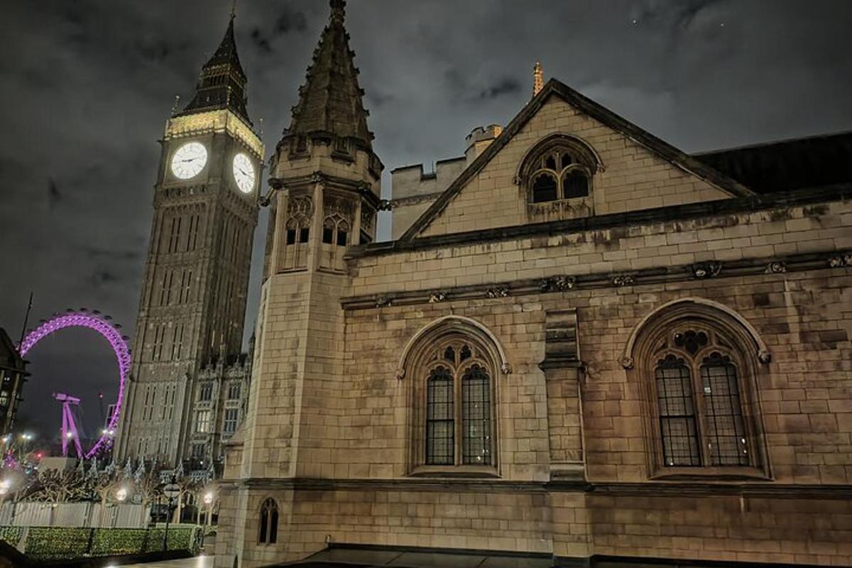 London Royal Westminster By Night Walking Tour