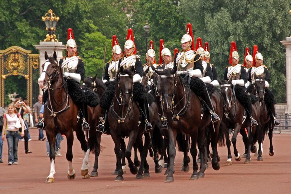 London: Westminster Abbey & Changing of the Guard Guided Tour