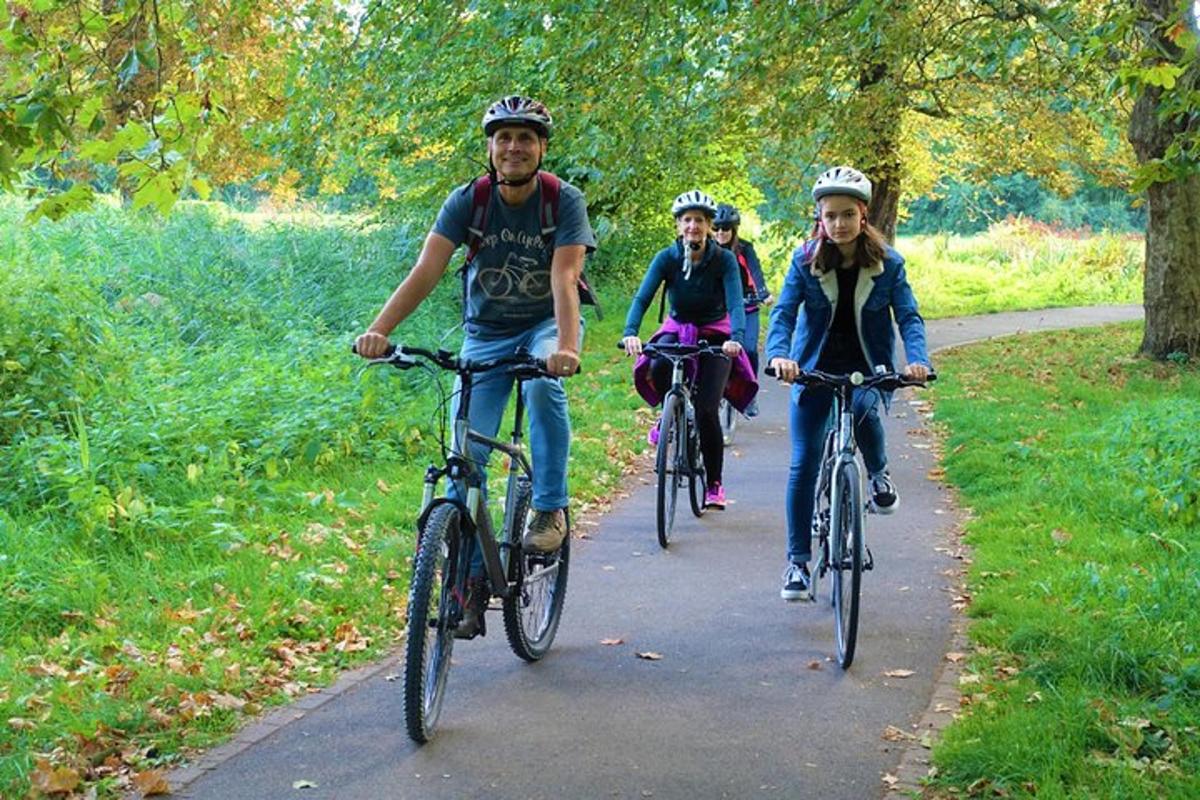 London’s Best Kept Secret Bike Tour