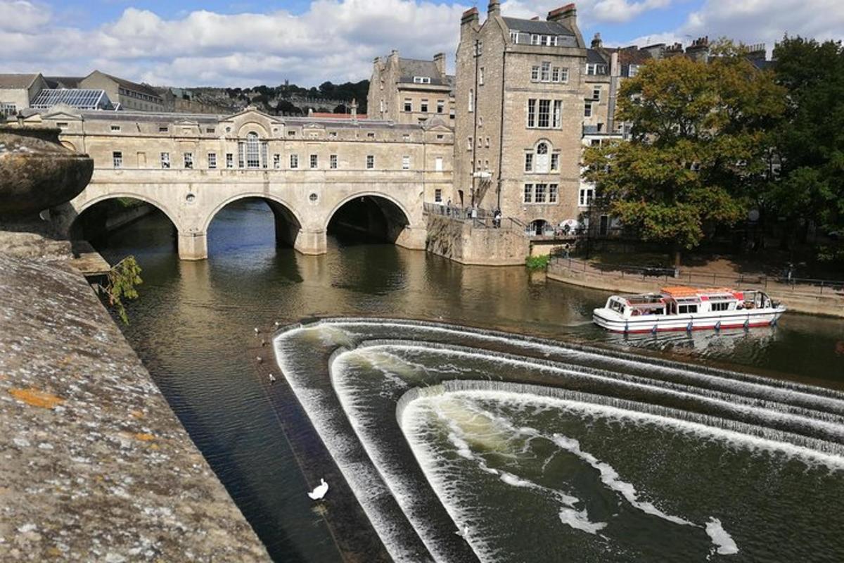 Luxury Private Vehicle Day Hire from & to London via Stonehenge Lacock and Bath