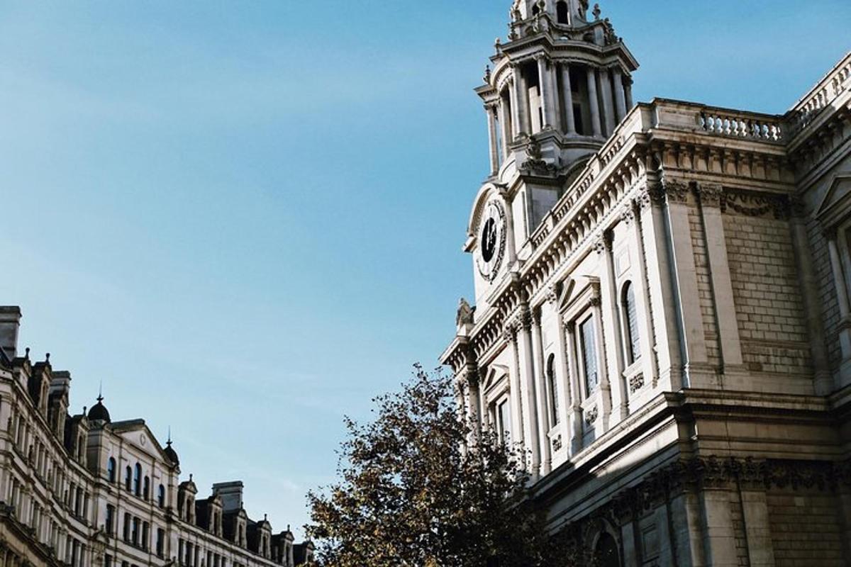 Old City of London Guided Walking Tour Semi-Private 12ppl Max