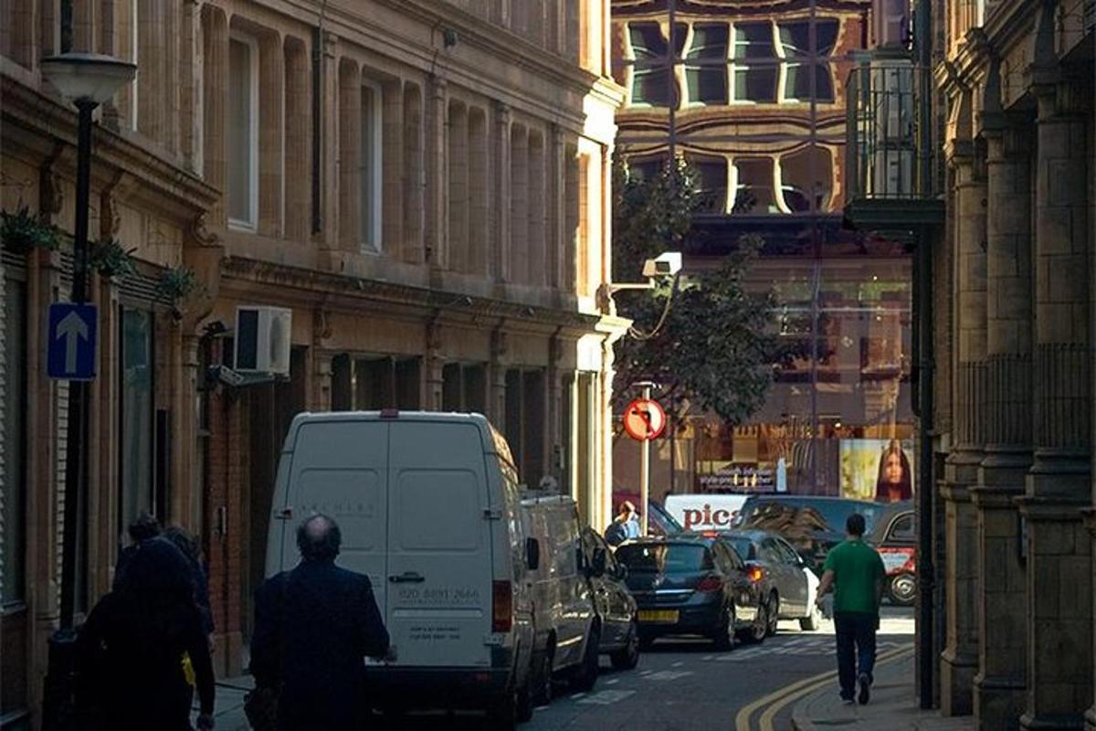 Photography Tour walking the back streets of London’s West End (3 hours)