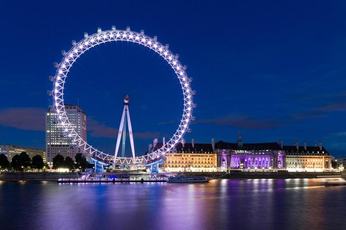 Private 8-hour Tour of London: Private driver & licensed guide w/ Hotel Pick Up