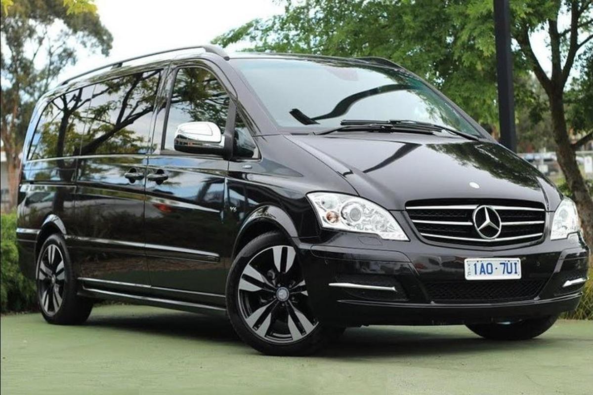 Private Airport Arrival Transfer: London Heathrow to Central London