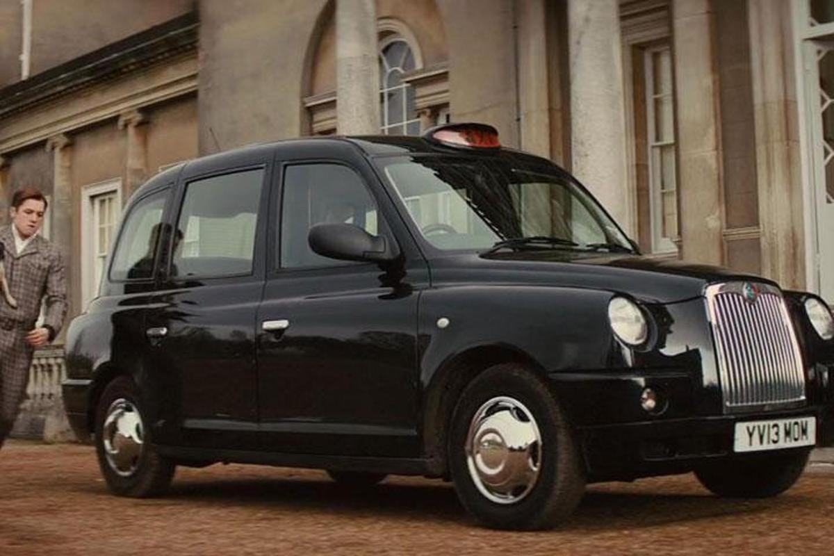 Private Kingsman Tour by Black Taxi in London