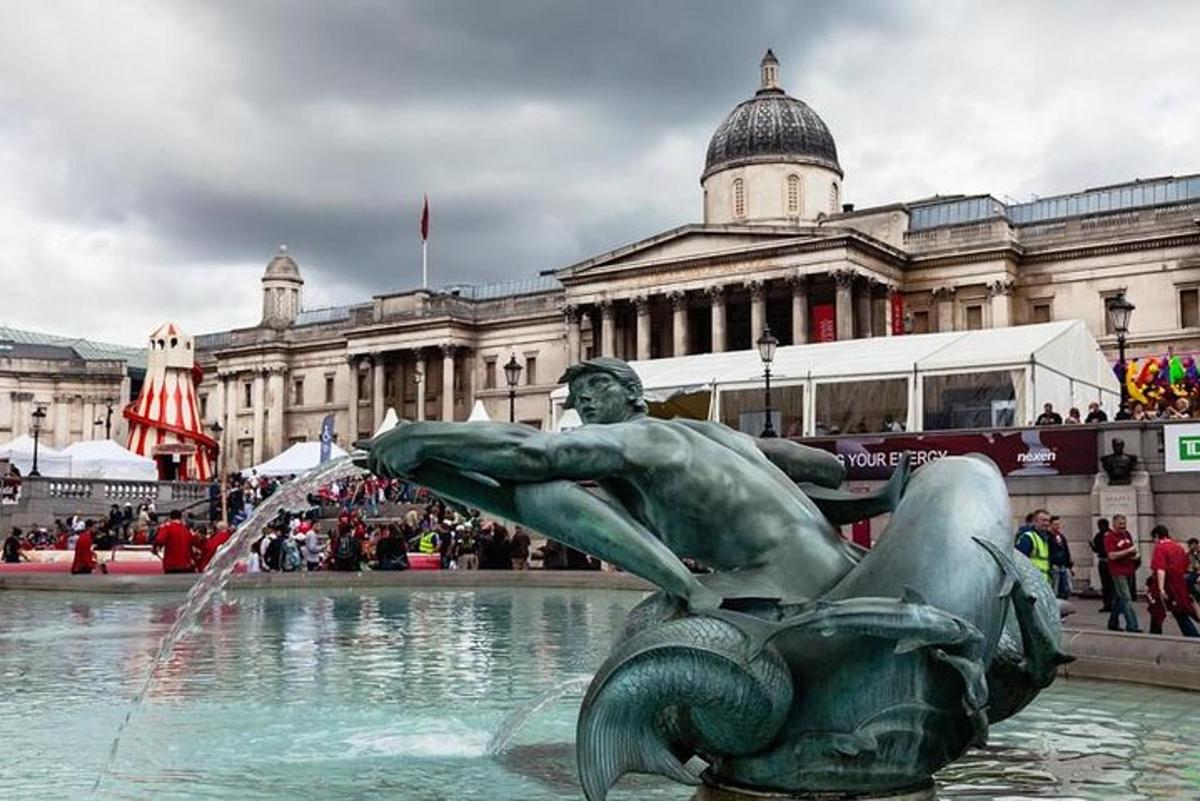 Private Tour: Photography Walking Tour from Trafalgar Square to Covent Garden