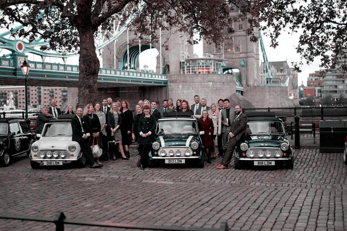 Private Tour of London’s Landmarks in a Classic Car