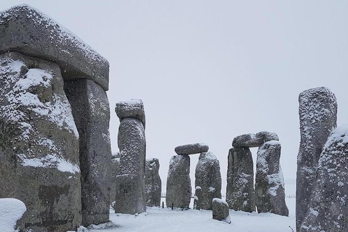 Private Tour of Stonehenge and Salisbury Cathedral