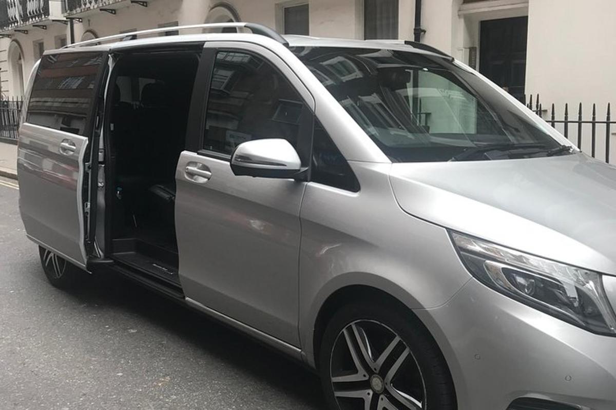 Private Transfer From St. Pancras Station to Central London