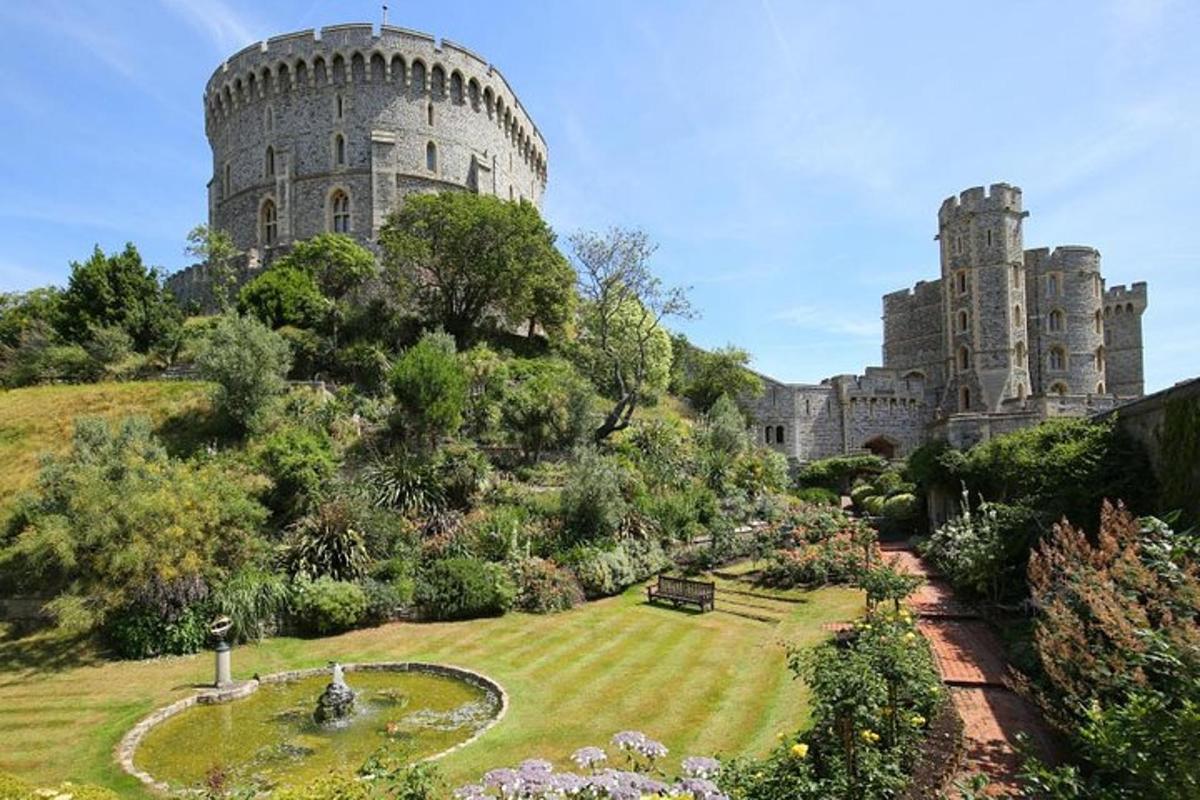 Royal Windsor Castle Private Tour with pass