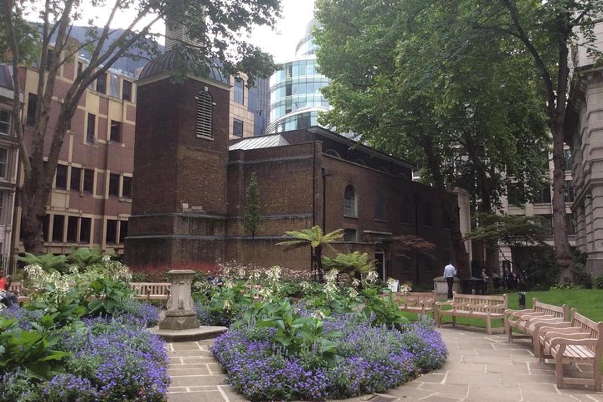 Secret Gardens of the City of London Private Tour