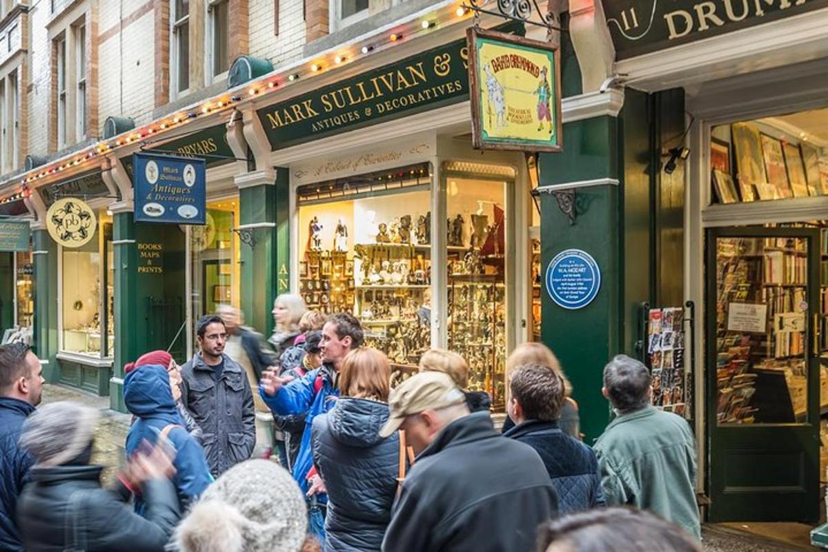 Secret Walking Tour of Central London