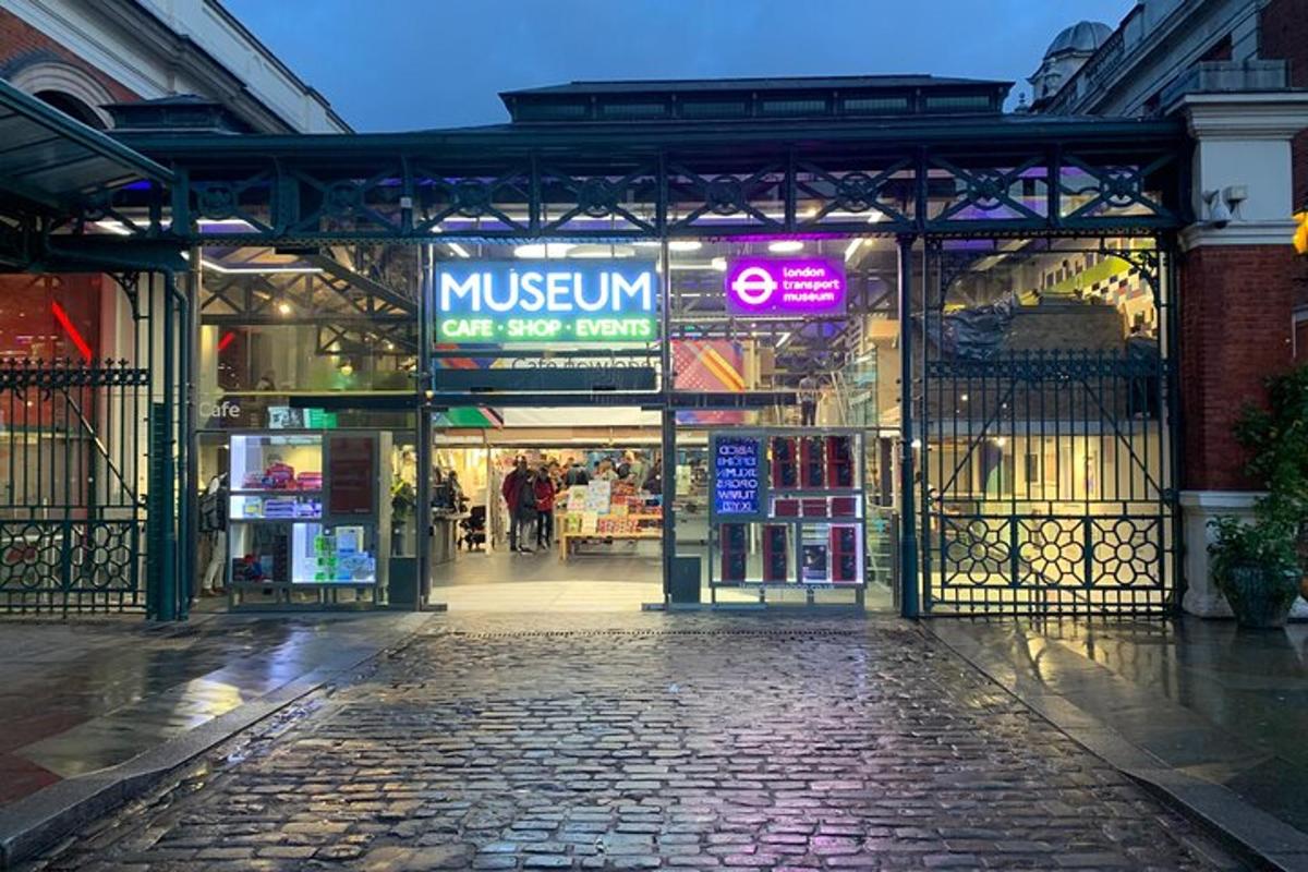 Secrets of Underground Walking Tour with London Transport Museum