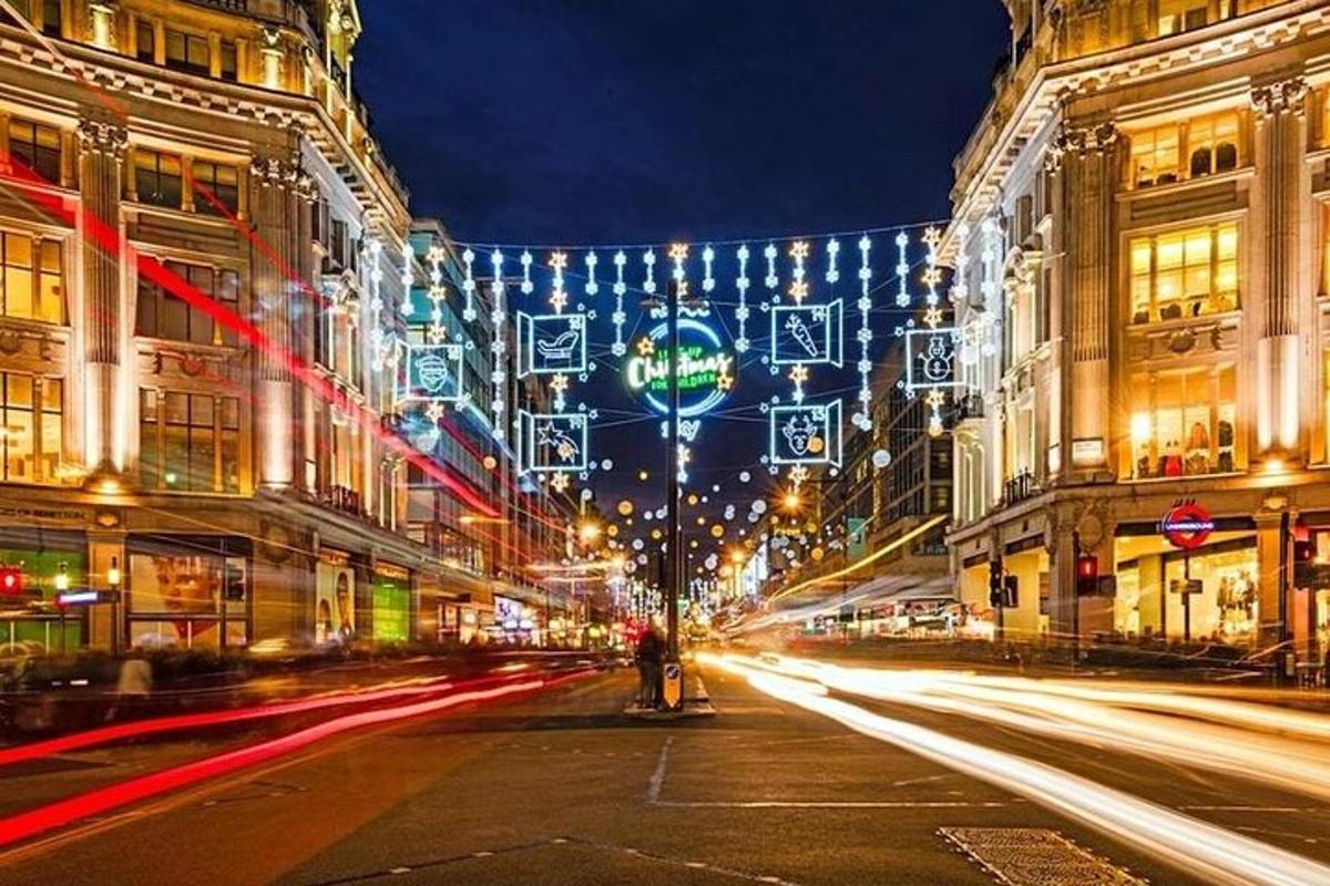 See London Christmas Lights Open-Top Bus Tour with guide