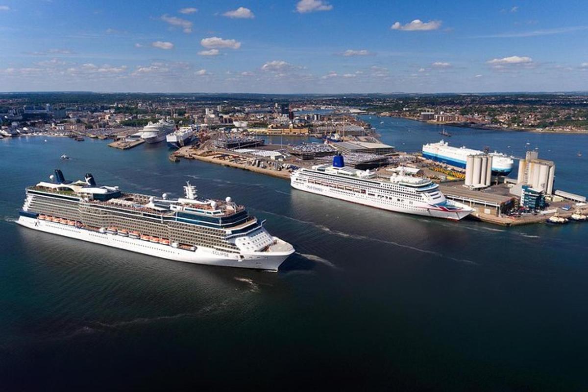 Shared Ride from London or Heathrow to Southampton Cruise Port