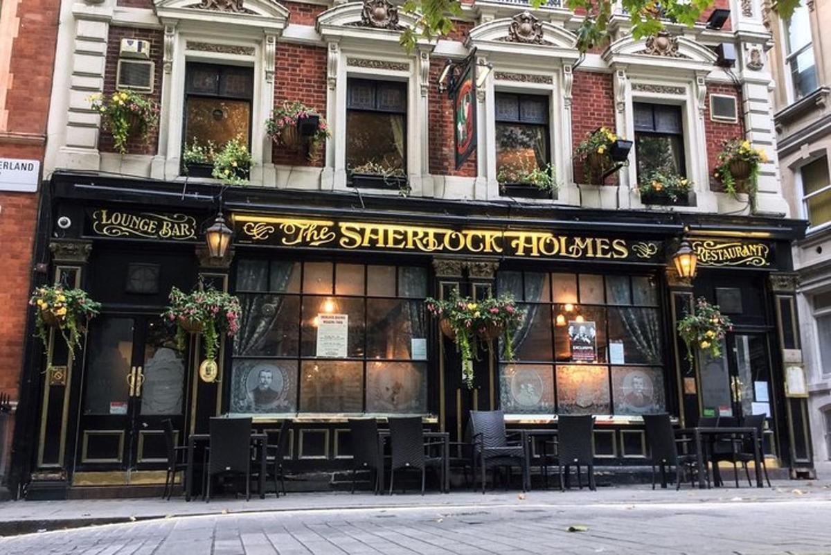 Sherlock Holmes Old London – Very Small Group Walking Tour