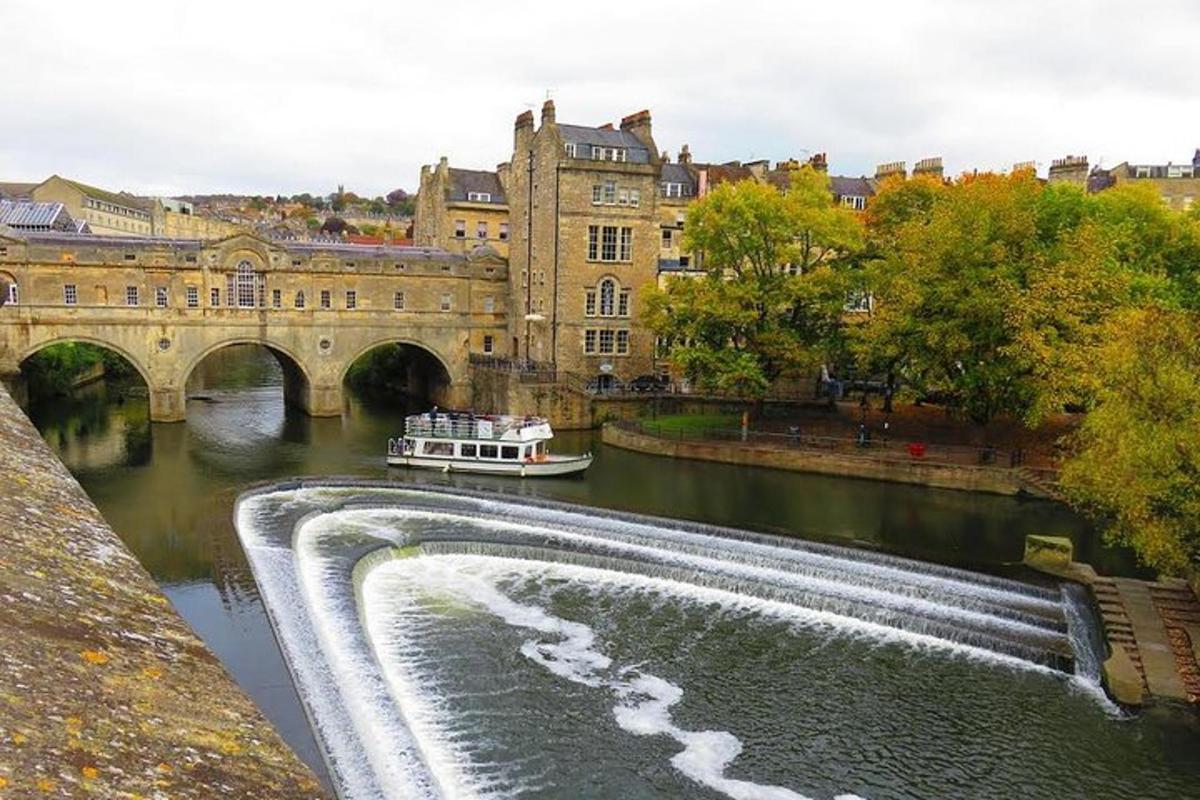 Stonehenge & Bath Day Tour from London including Admission