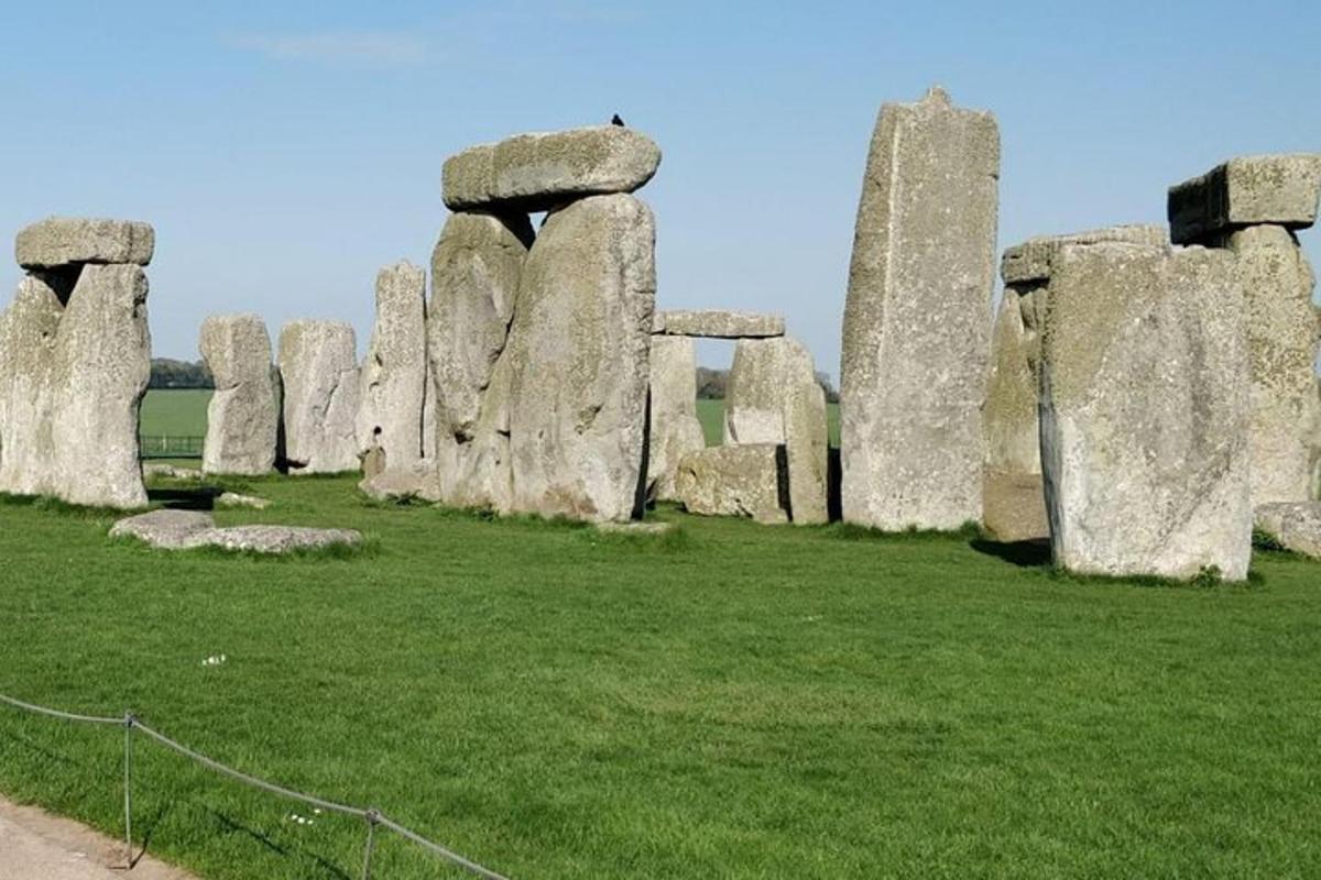 Stonehenge & Bath Private Day Tour from London