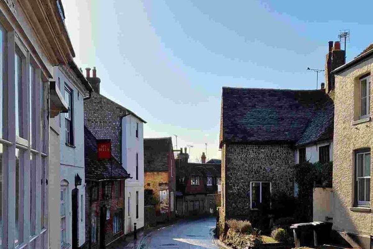 Sussex Villages and White Cliffs Tour from London