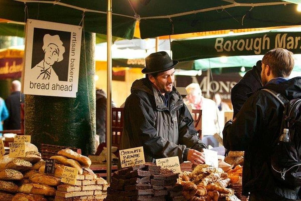 The Authentic British Food and History Tour (Try many British Foods)