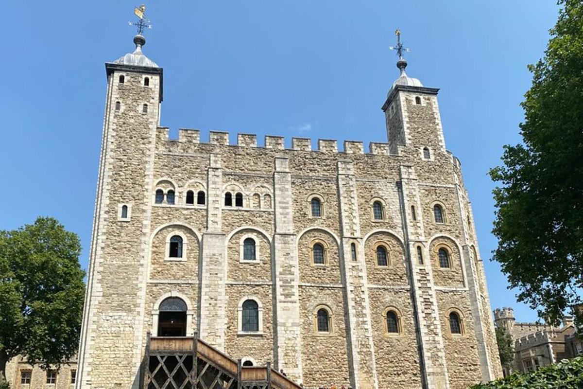 Tower of London & Westminster Abbey VIP Tour with expert guide