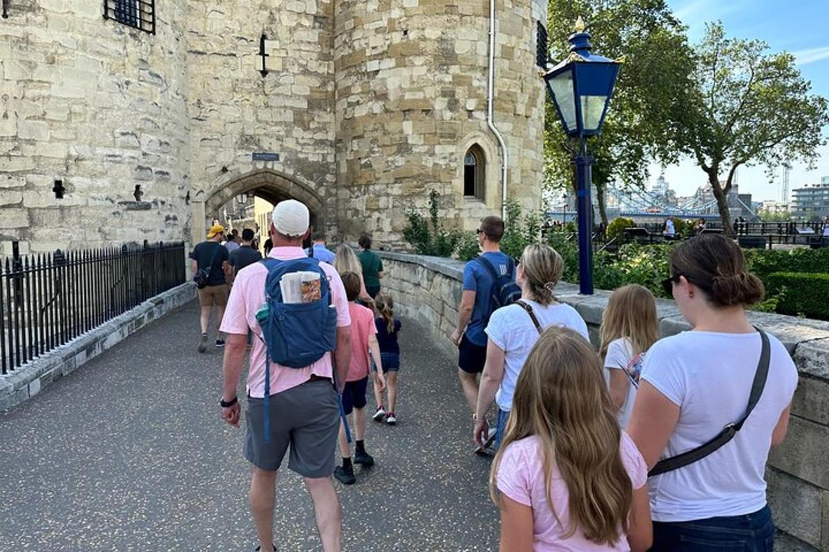 Tower of London for kids & families Private Guided Tour with pre-booked Tickets