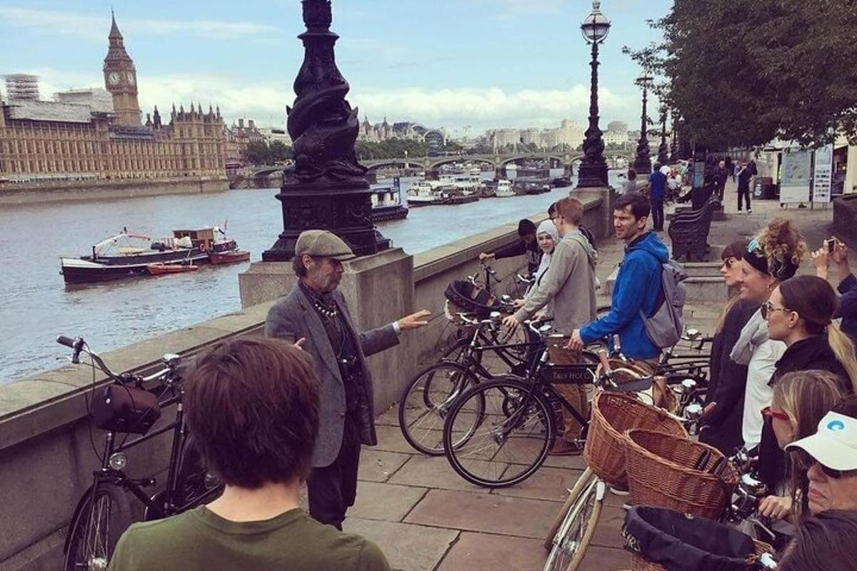 Ultimate 3.5 hour London Bike Tour with Royal Parks & Hidden Gems