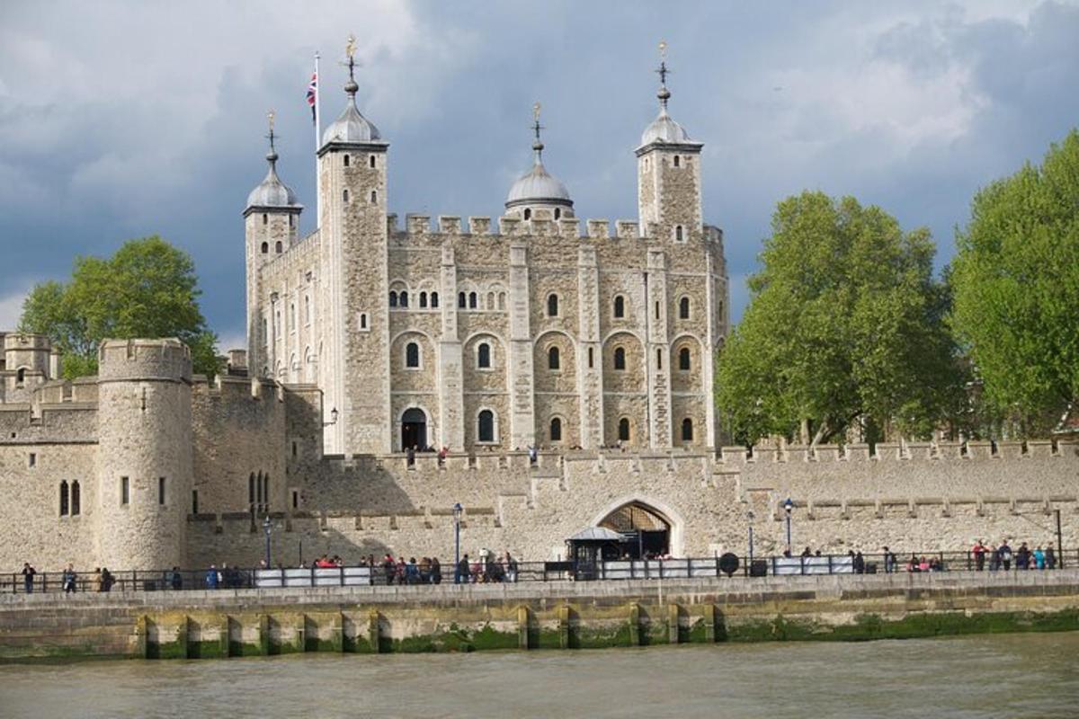 Ultimate Royal London: Tower of London & City of Westminster Tour