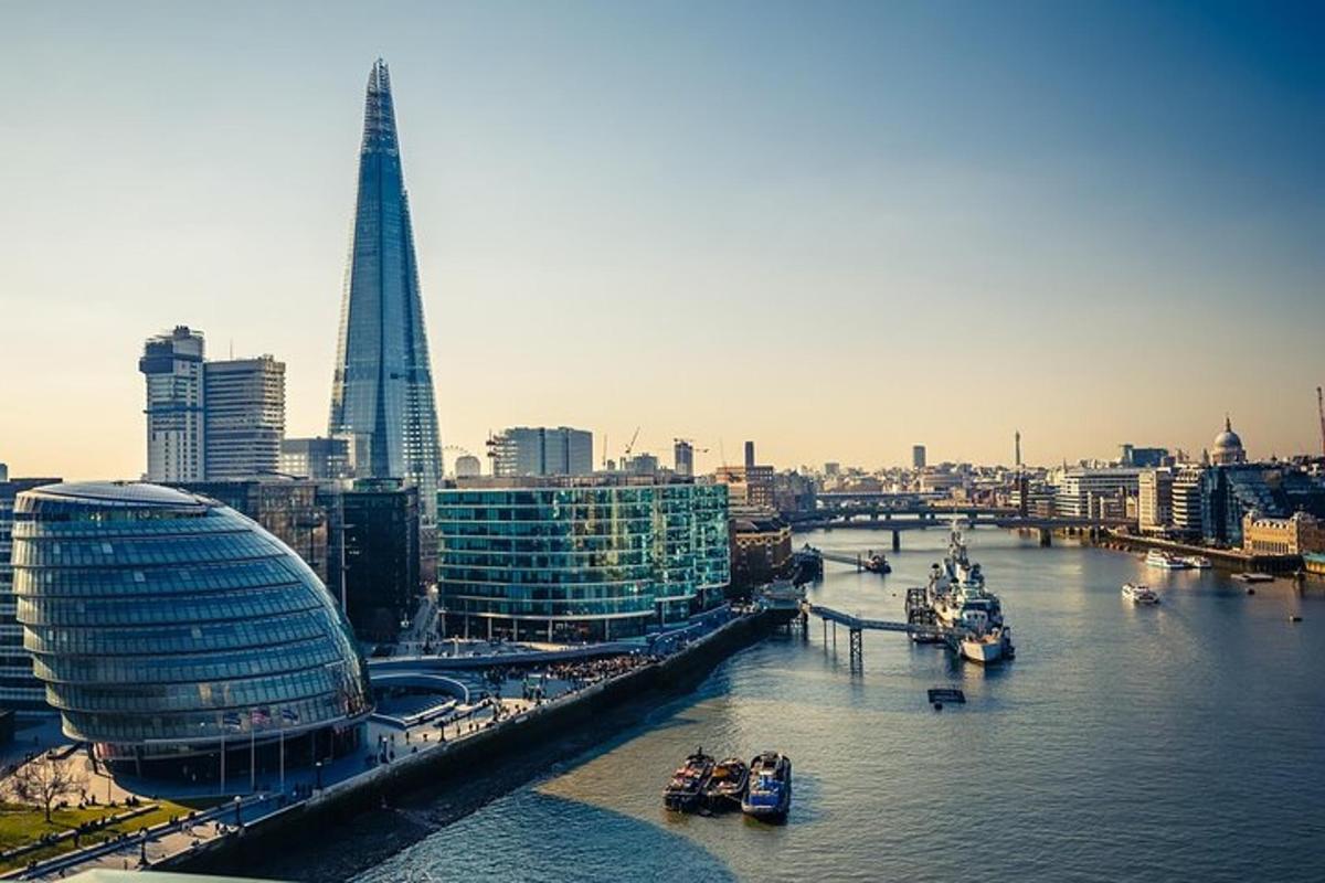 VIP Early Access: Opening Ceremony Tower of London & Bridge Entry