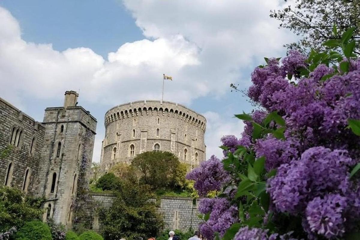 Wonderful Windsor Black Taxi Tour London