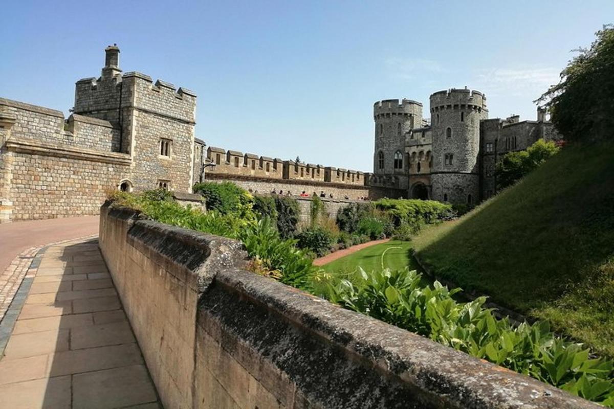 Wonderful Windsor Black Taxi Tour London