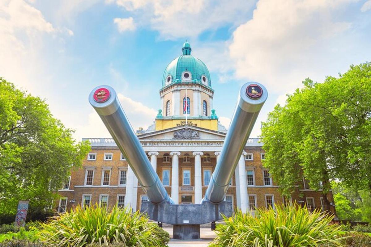 World War II History in London Private Guided Tour